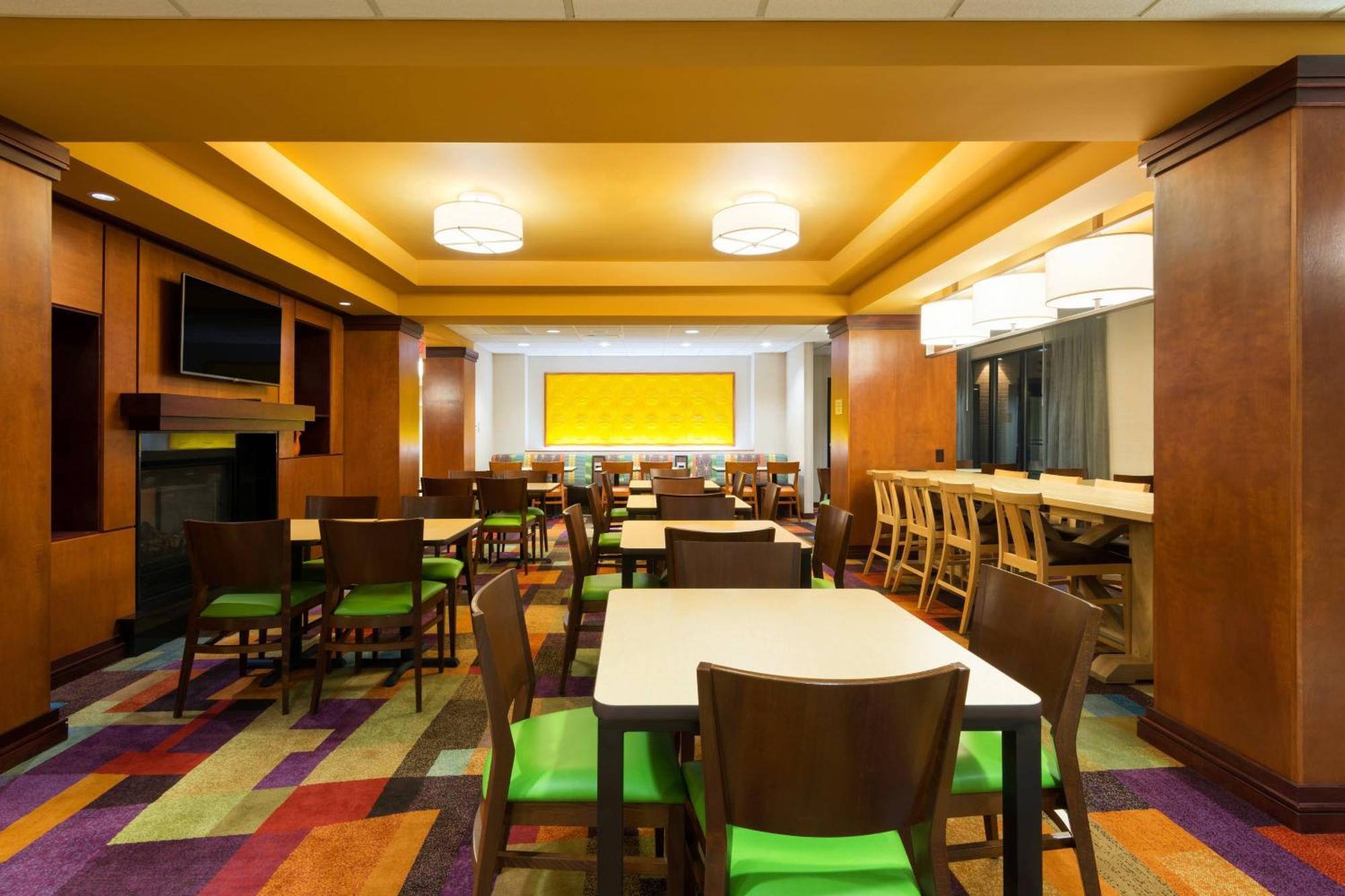 Fairfield Inn & Suites Louisville Downtown Ngoại thất bức ảnh
